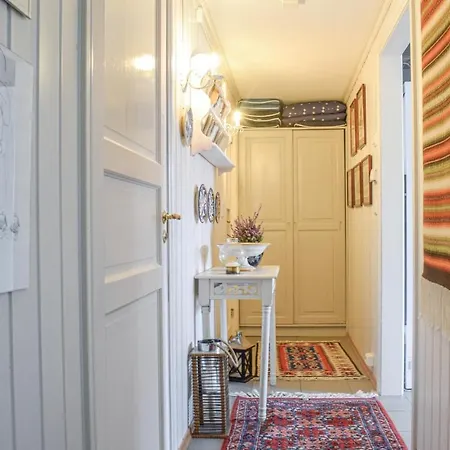 Lägenhet Stunning In Lindesnes W/ 2 Bedrooms *
